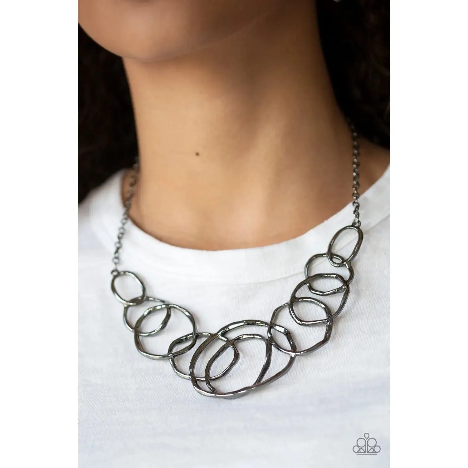 All Around Radiance - Black