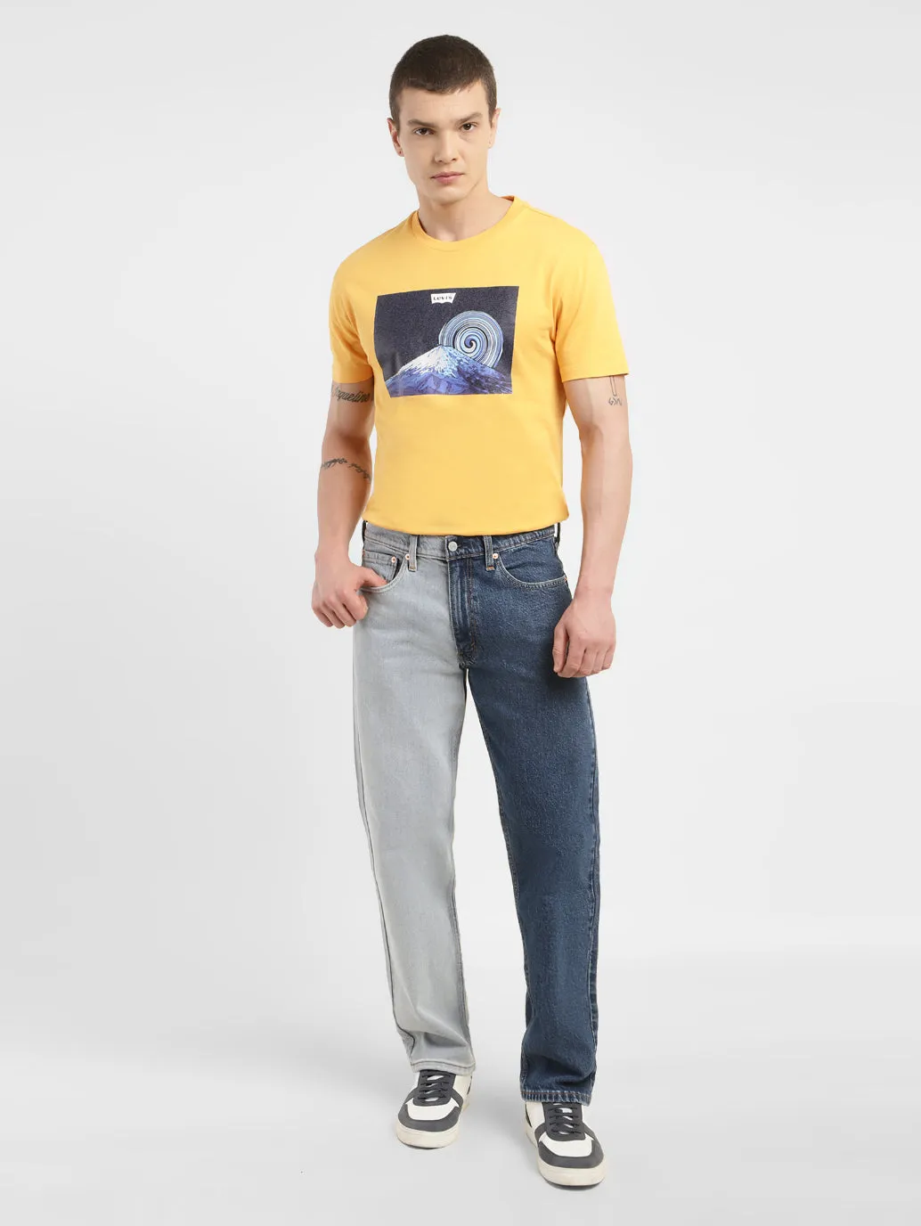 Men's 550 Blue Relaxed Fit Mid Rise Jeans