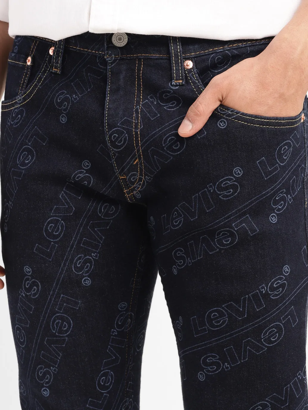 Men's 550 Dark Indigo Relaxed Fit Mid Rise Jeans